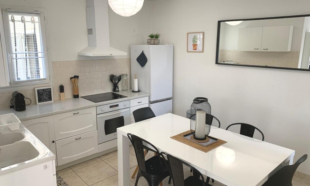 Maison T4 -Jardin+ Parking+ Clim -Proche Remparts エーグ・モルト エクステリア 写真